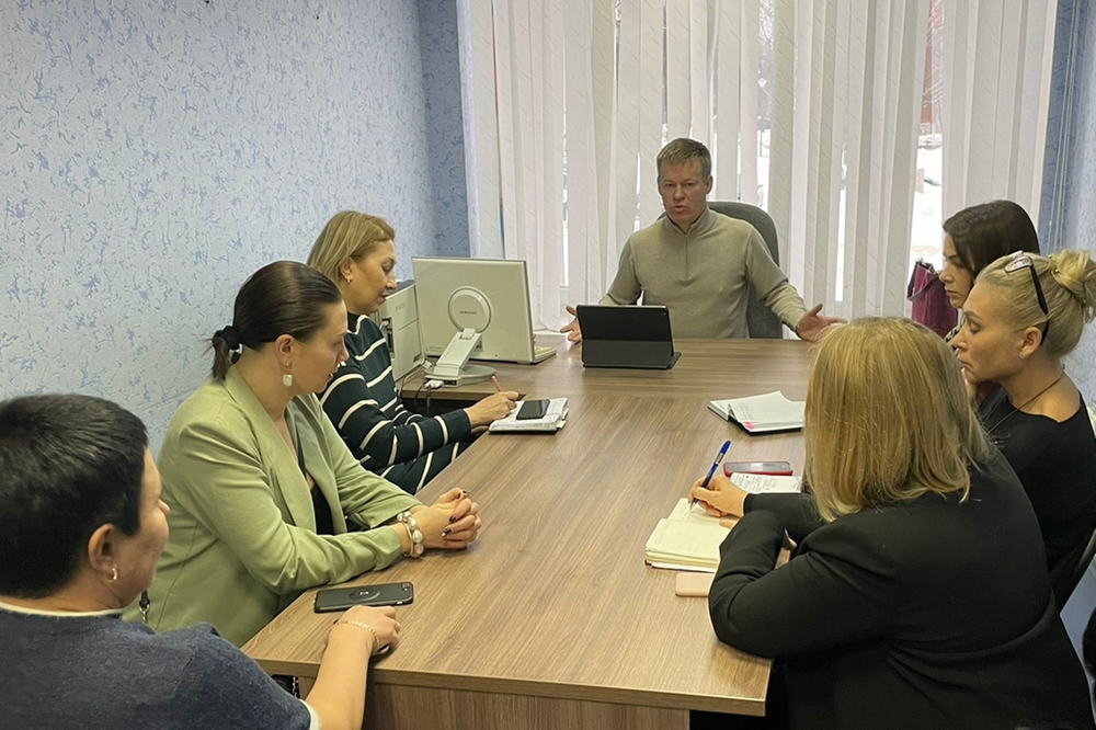 Члены Комиссии Общественной палаты города Ижевска ответили на вопросы граждан по организации платного парковочного пространства в городе Ижевске.