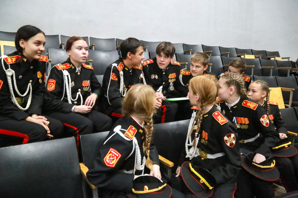 ​Ижевские кадеты сыграли в интеллектуальную игру «Удмуртия - Родина Героев».