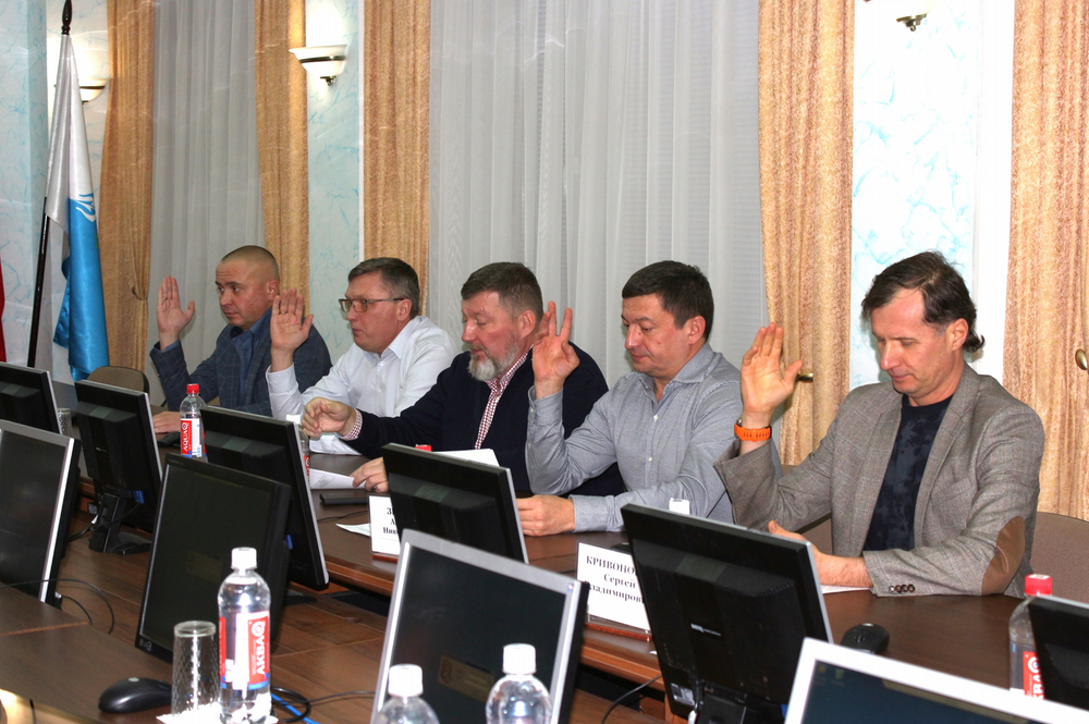 Депутаты Городской думы Ижевска завершили подготовку к очередной сессии муниципального парламента.