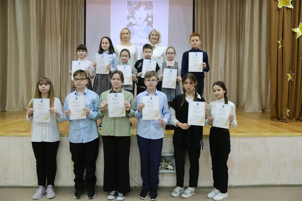В школе № 88 Ижевска подвели итоги творческого конкурса «Рисунки, несущие свет!».