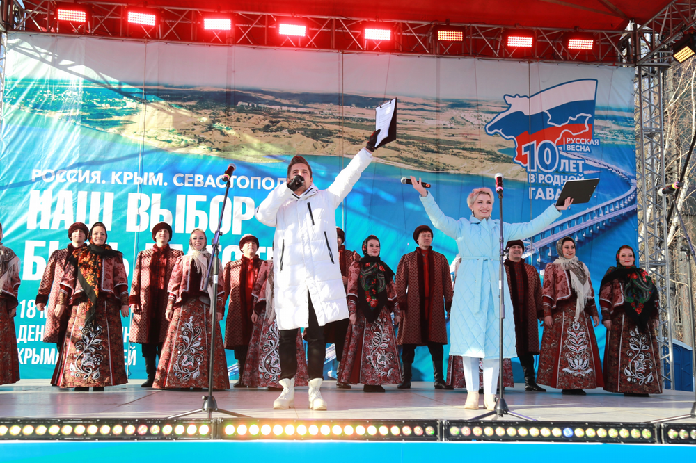 ​Фестиваль «Крымская весна» на Центральной площади Ижевска посетили около 5 тысяч человек.