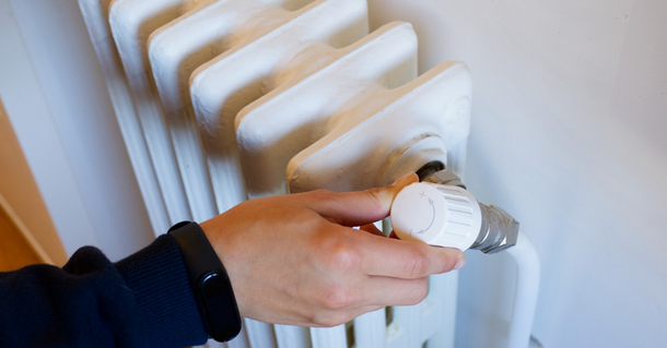 ​Отопление в многоквартирных домах могут включить по заявкам управляющих компаний.