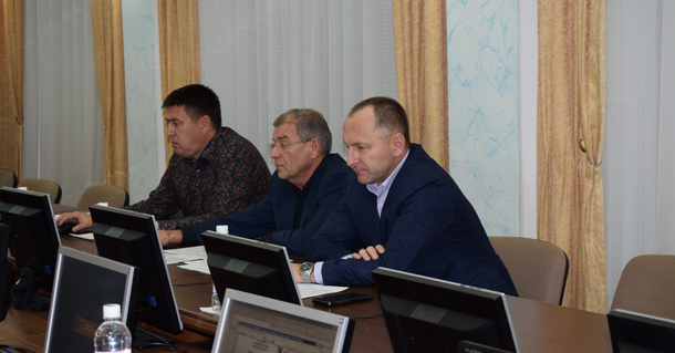 ​Депутаты Городской думы Ижевска рассмотрели вопросы предстоящей сессии муниципального парламента.
