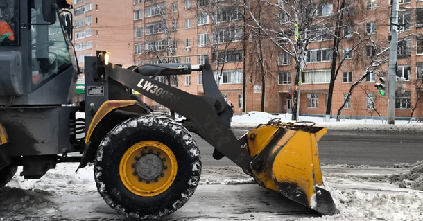 ​16,5 тысяч кубометров снега вывезли с улиц Ижевска минувшей ночью.