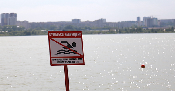 ​В Ижевске ежедневно проводят рейды по местам несанкционированного купания горожан.