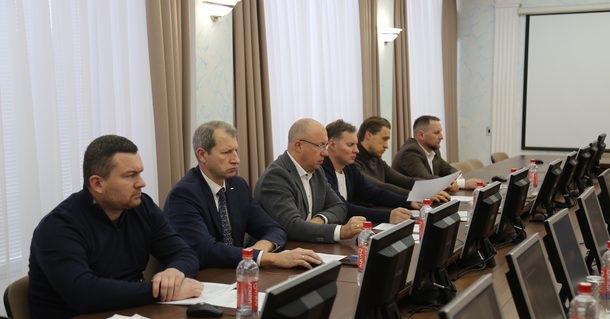 Новая редакция Правил благоустройства и проекты по самообложению - депутаты начали подготовку к сессии Городской думы Ижевска. Новая редакция Правил благоустройства и проекты по самообложению - депутаты начали подготовку к сессии Городской думы Ижевска.