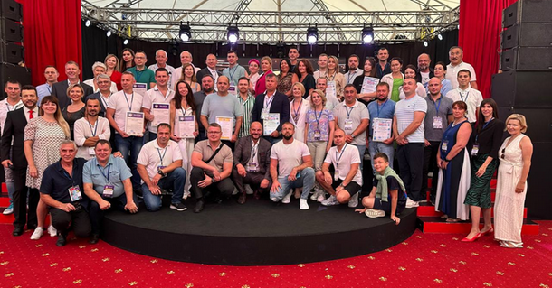 Парки Ижевска - победитель международного конкурса «Хрустальное колесо». Парки Ижевска - победитель международного конкурса «Хрустальное колесо».