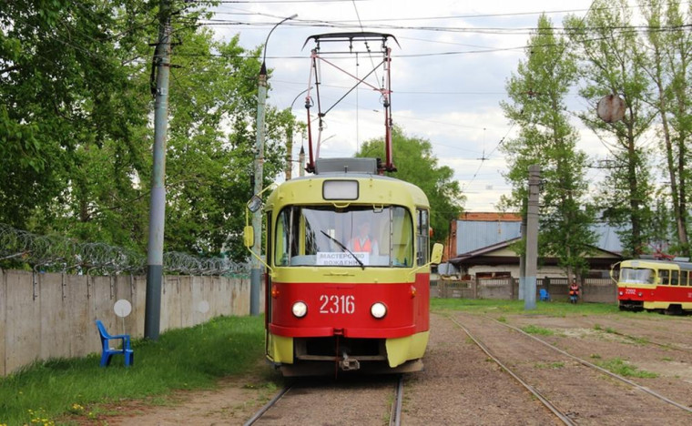 Олеся Крейда стала лучшим водителем трамвая в Ижевске.